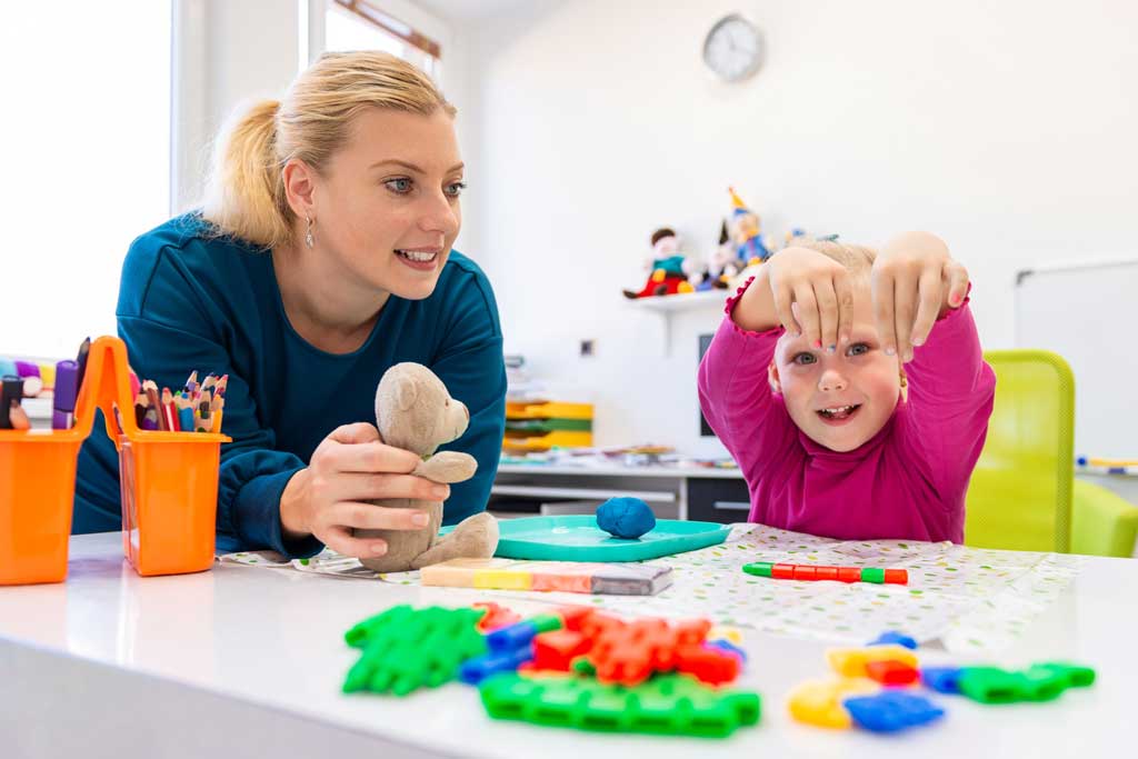 What Does A Child And Youth Care Worker Do Eastern Academy